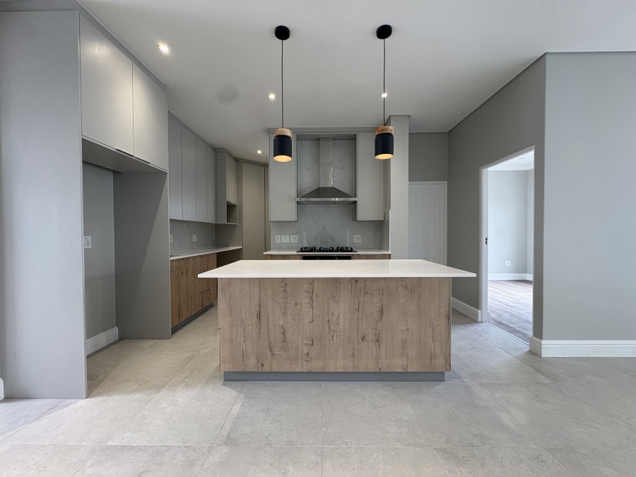 4 Bedroom Property for Sale in Sandown Western Cape